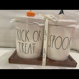NWT Rae Dunn Trick or treat/ spooky canisters